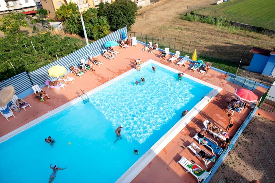 Camping Villaggio Il Frutteto Campground/ 
RV Resort in Cupra Marittima