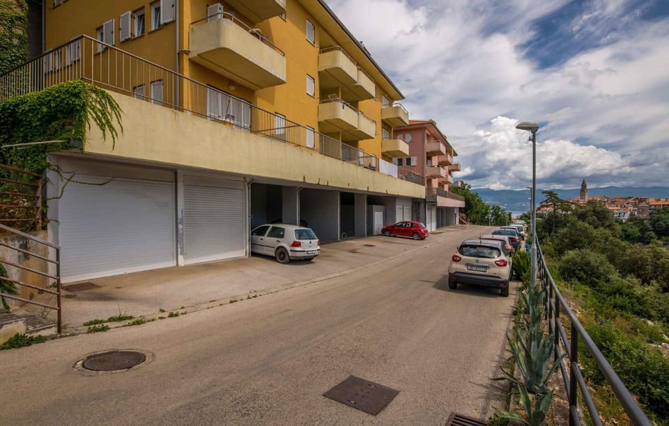 Property building, Summer