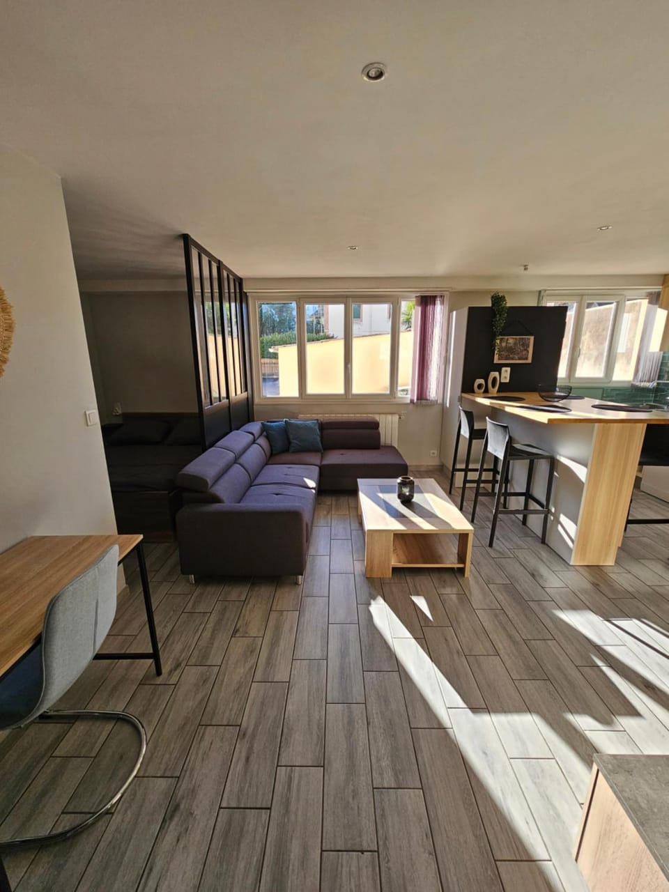 Living room, Dining area, Bedroom