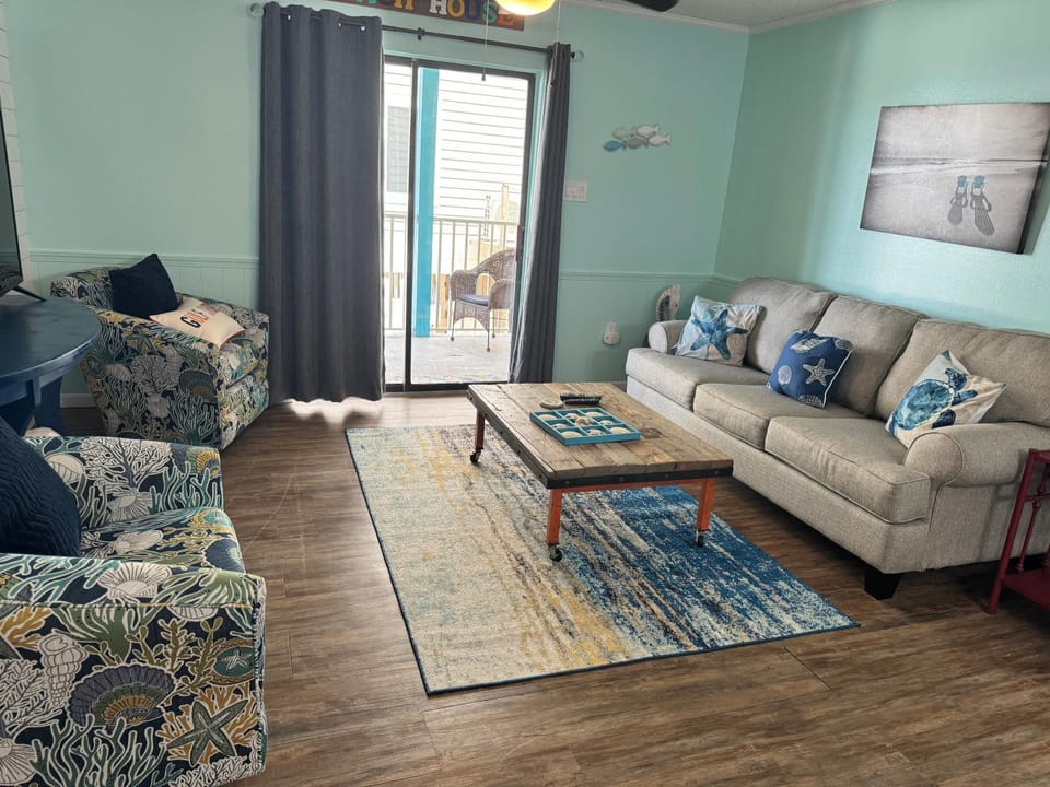 Sundial 1C from ALBVR...A beautiful condo just steps to the beach! House in West Beach
