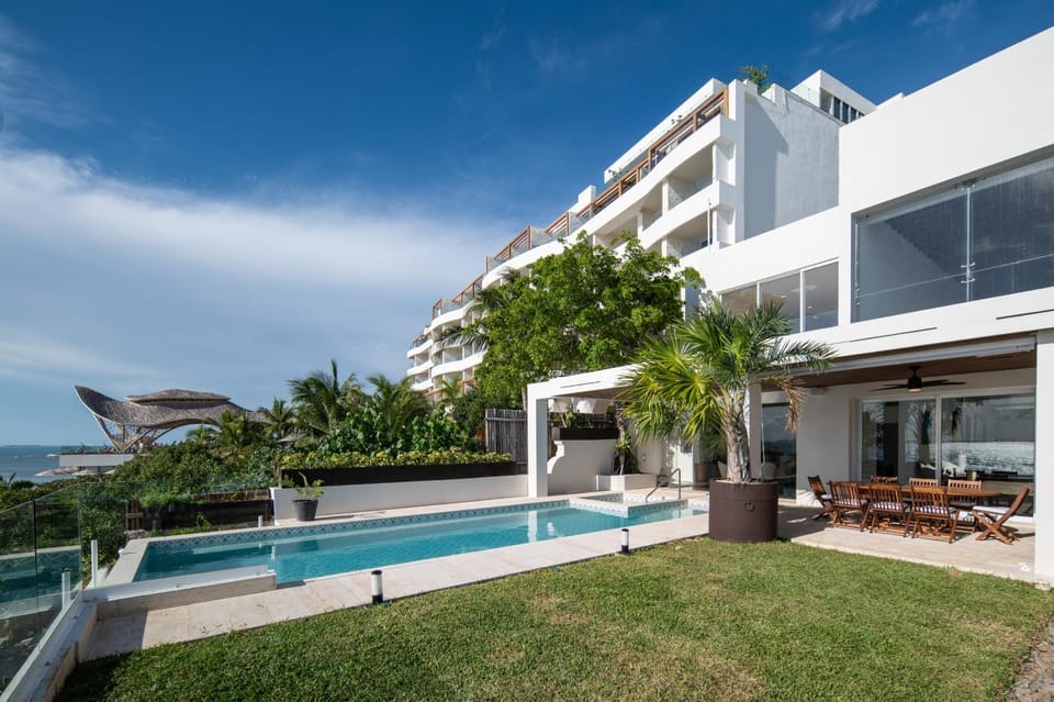 Property building, Day, Garden, Garden view, Pool view, Sea view, Swimming pool