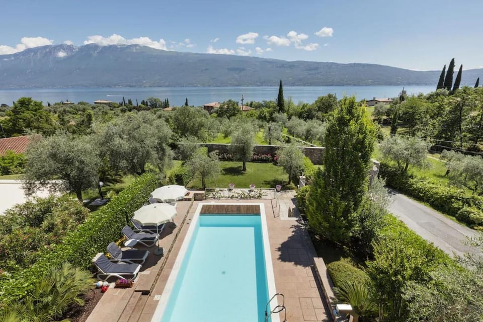Balcony/Terrace, Garden view, Lake view, Mountain view, Swimming pool