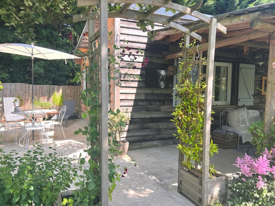 Patio, Facade/entrance, Garden, View (from property/room)