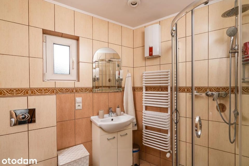 Apartament Rubinowy Apartment in Lower Silesian Voivodeship