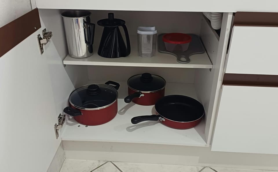 Coffee/tea facilities, Kitchen or kitchenette