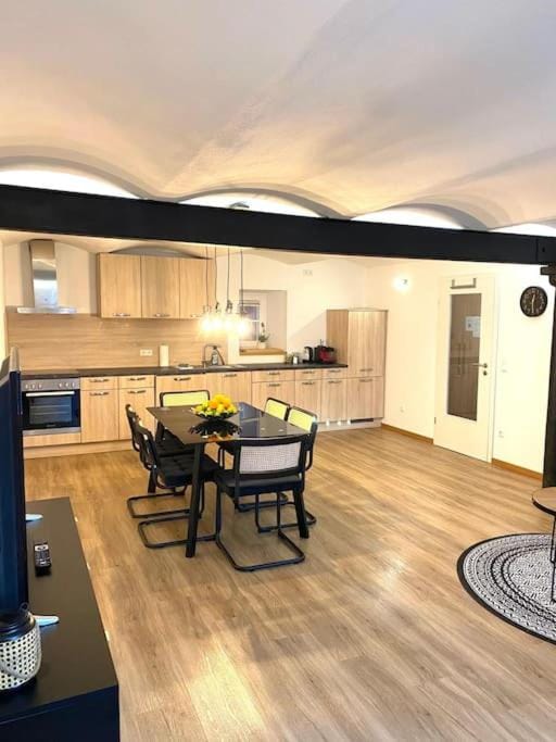 Kitchen or kitchenette, Living room, Dining area