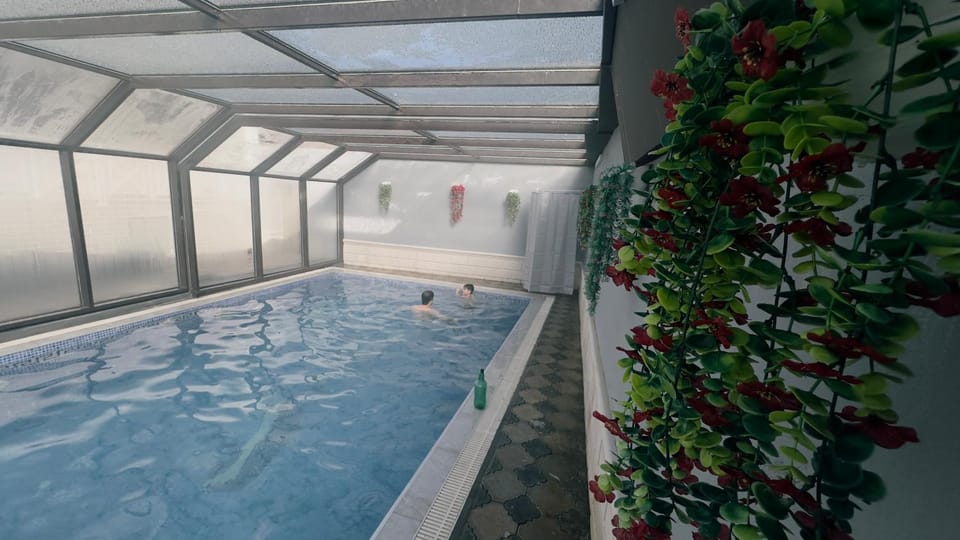Pool view, Swimming pool