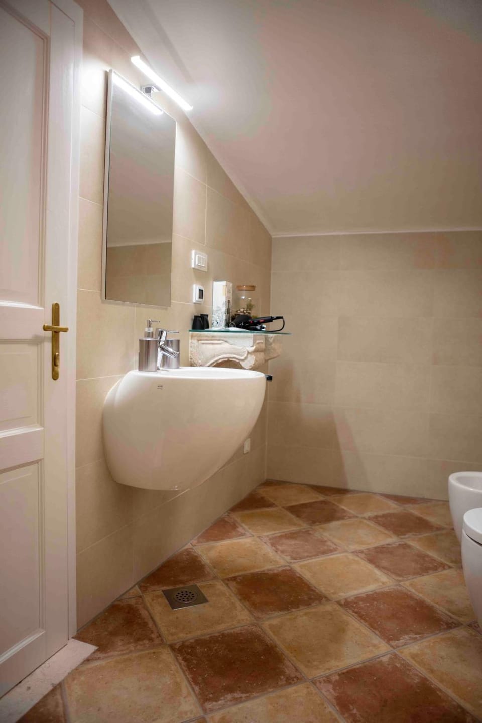 Toilet, Bathroom