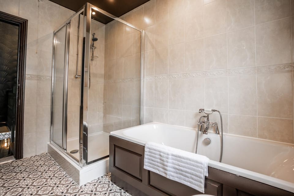 Shower, Bathroom, Bath
