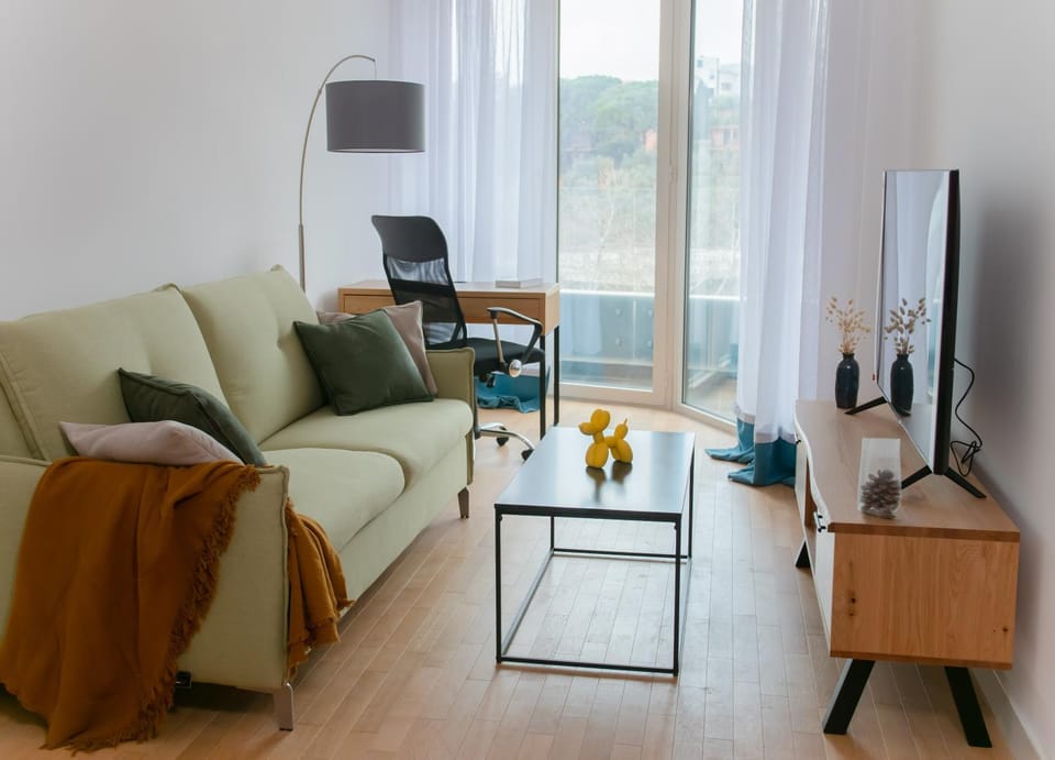TV and multimedia, Living room, hair dresser
