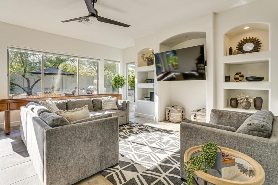 Family Getaway w/ Outdoor Oasis in Goodyear! House in Goodyear