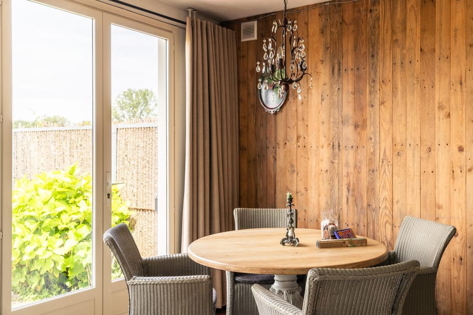 Property building, Dining area