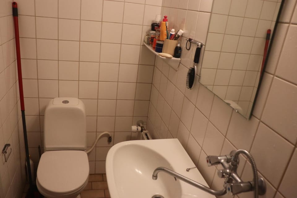 Toilet, Bathroom