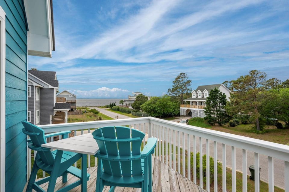 NH505 Let's Do Sunset House in Nags Head