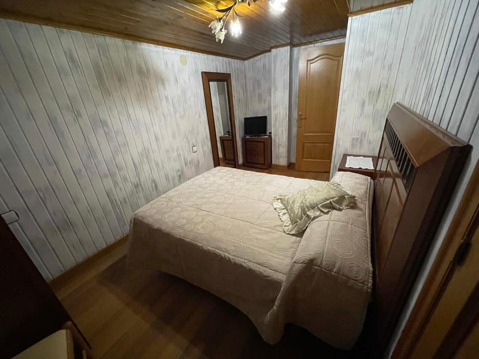CASA GUIMARAS House in Galicia