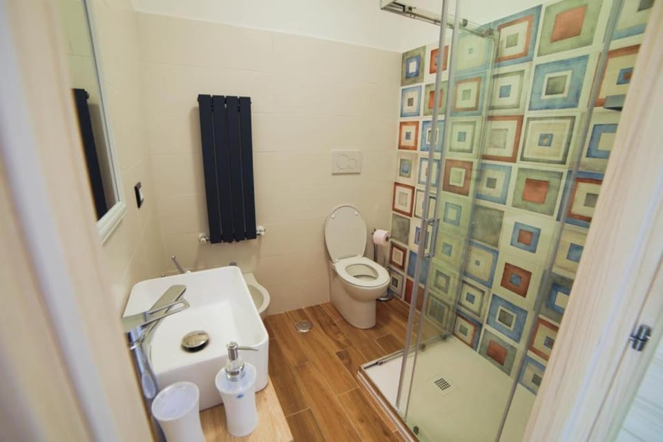 Shower, Toilet, Bathroom, bidet