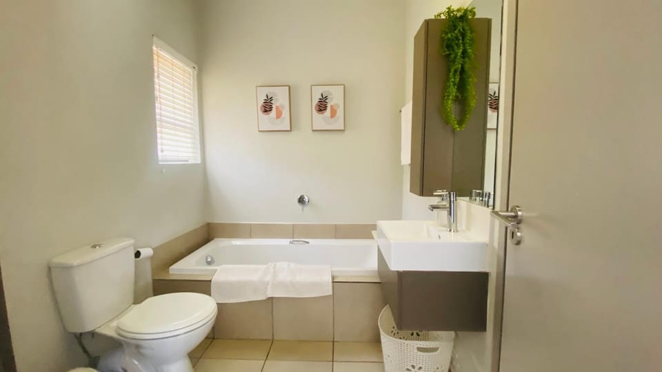247@SoHo broAdacres:(Broadacres luxury apartment) Apartment in Sandton