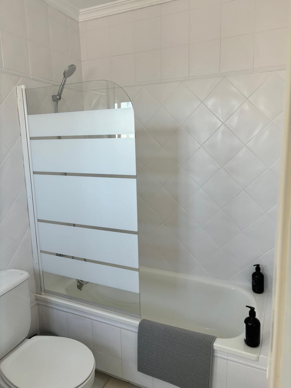 Toilet, Bathroom, Bath