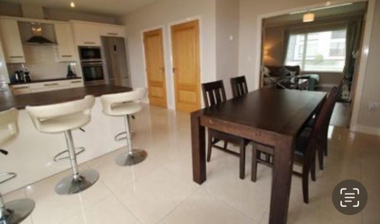 TREATY HAVEN House in Limerick