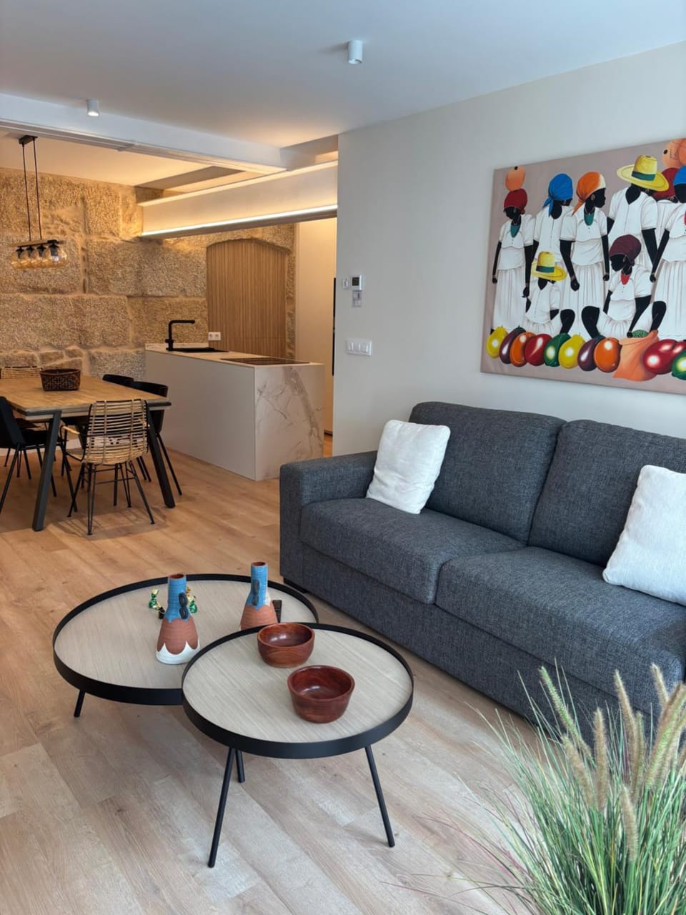 Living room, Dining area