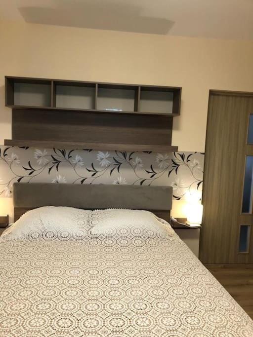Apartament Confortabil, Luminos Apartment in Romania
