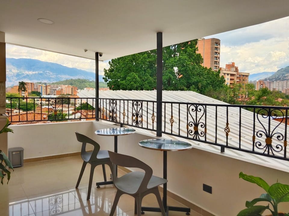 Casa Hotel La Bonita Bed and Breakfast in Medellin