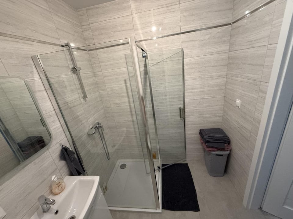 Mieszkanie Idea Wacyn z miejscem parkingowym Apartment in Masovian Voivodeship