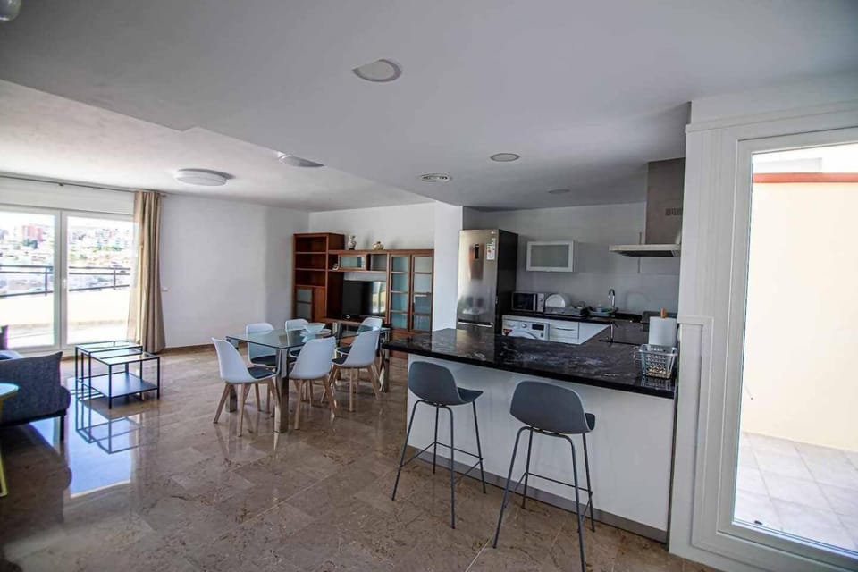 Ático Playamar - Terraza, Piscina y Parking Apartment in Torremolinos