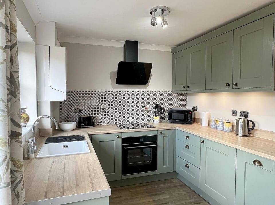 dishwasher, furniture, minibar, pet friendly, stove, toaster, washing machine, kitchen