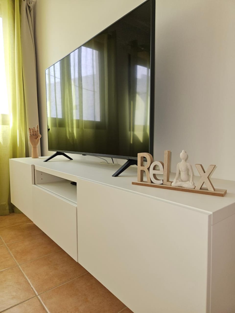 Communal lounge/ TV room, TV and multimedia