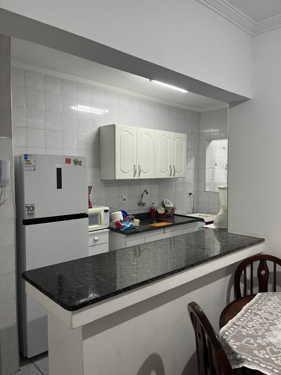Kitchen or kitchenette, Dining area, oven, stove