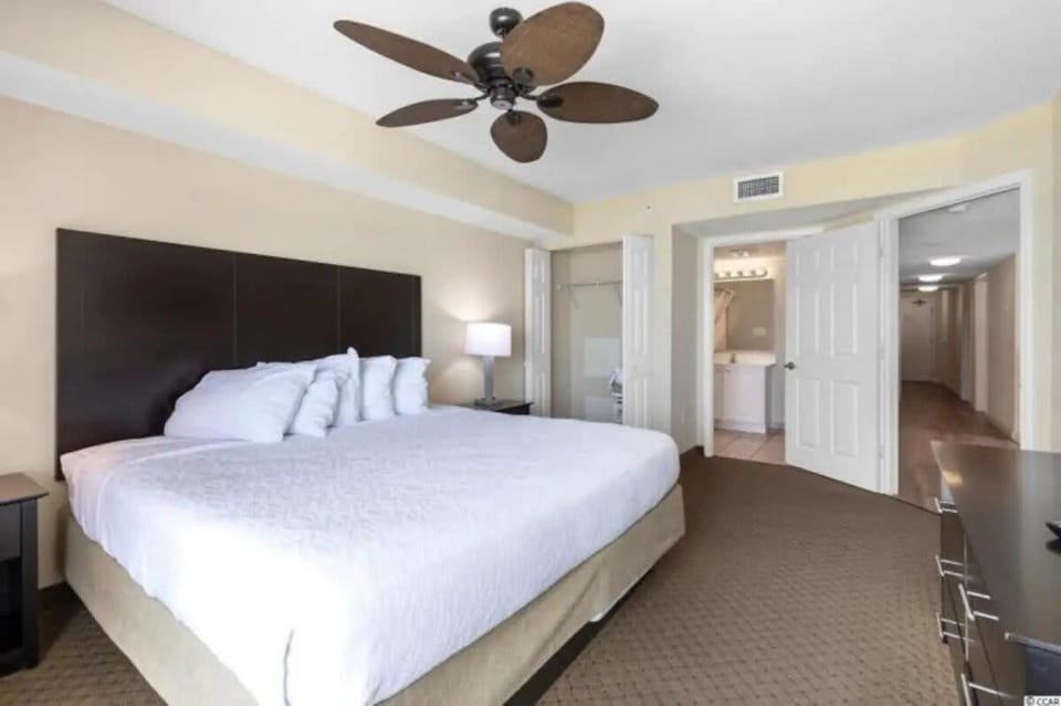Great Ocean Front Unit - Grand Atlantic 1002 House in Myrtle Beach