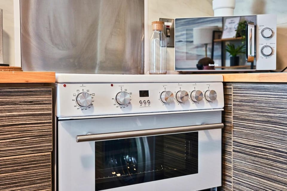 Serene Harbour Penthouse Apt - Princess Green 5 Apartment in Portrush