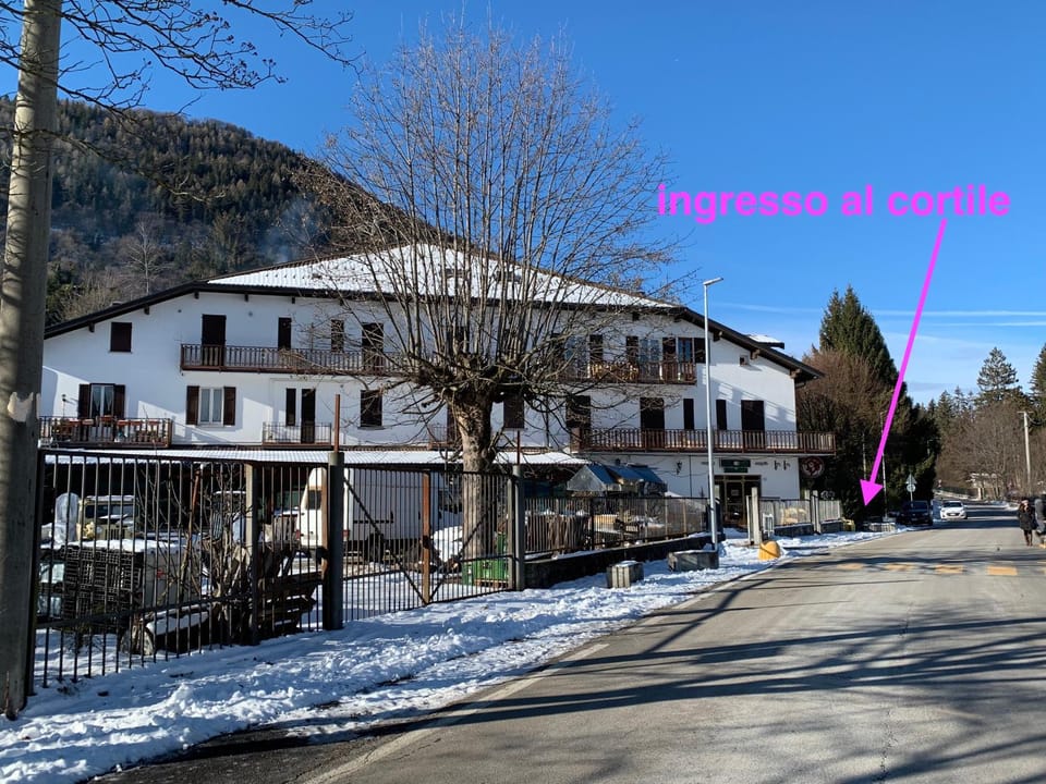 Property building, Parking