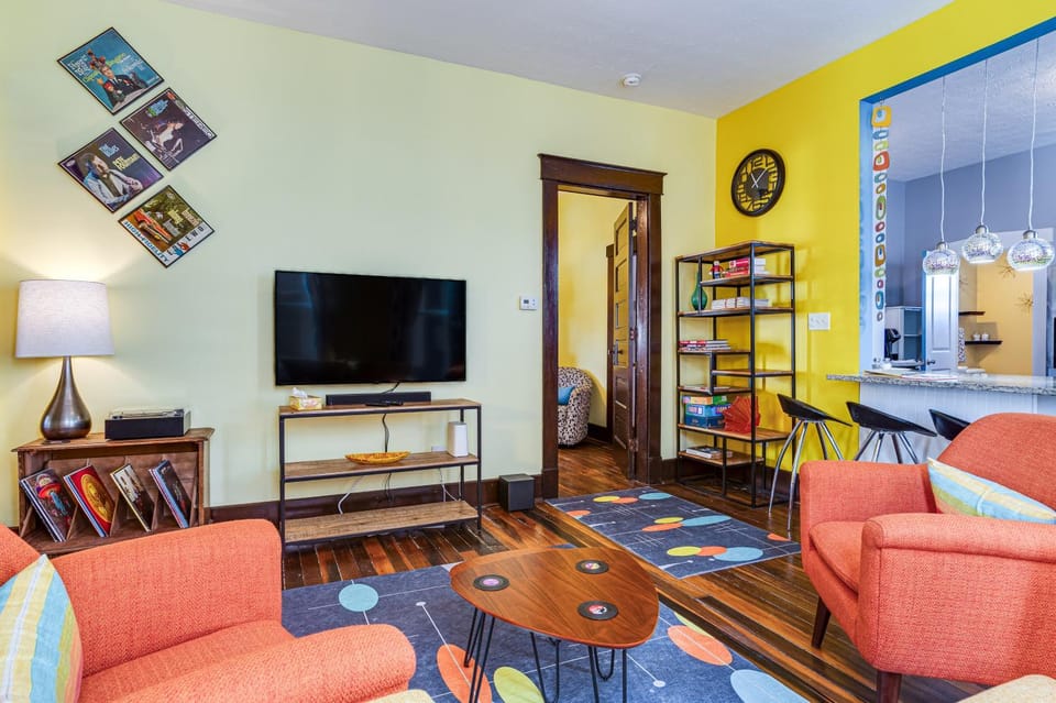 Retro-Inspired Indy Home: Walk to Fountain Square! House in Indianapolis