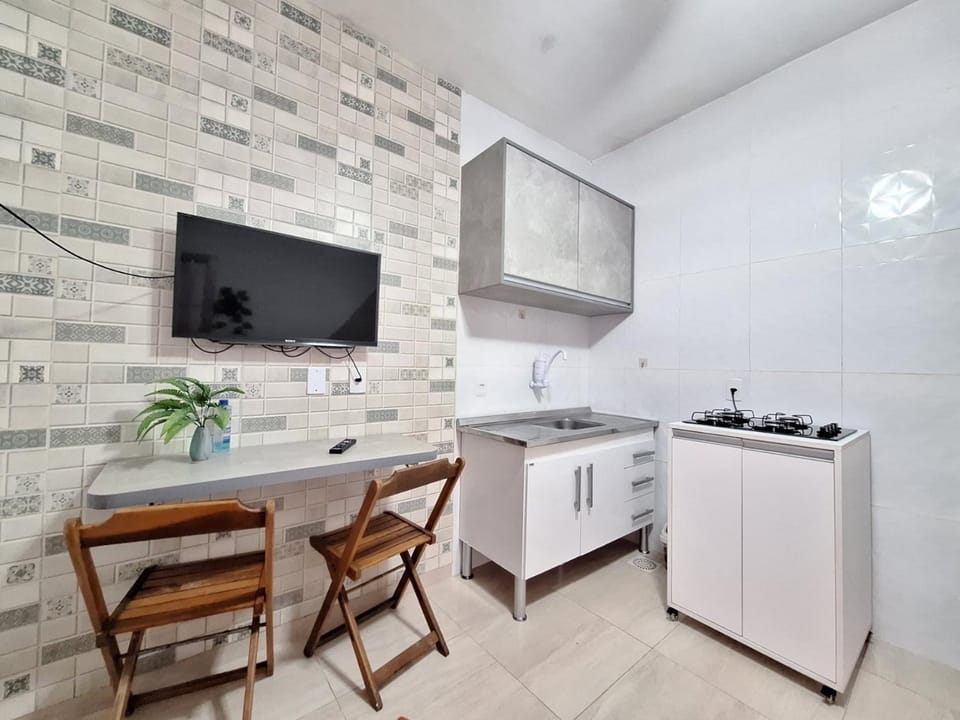 TV and multimedia, Kitchen or kitchenette, Dining area, minibar, stove