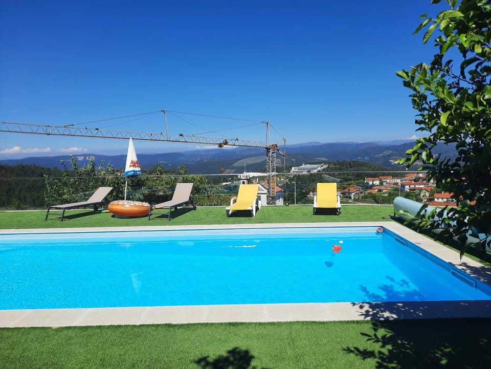 View (from property/room), Pool view