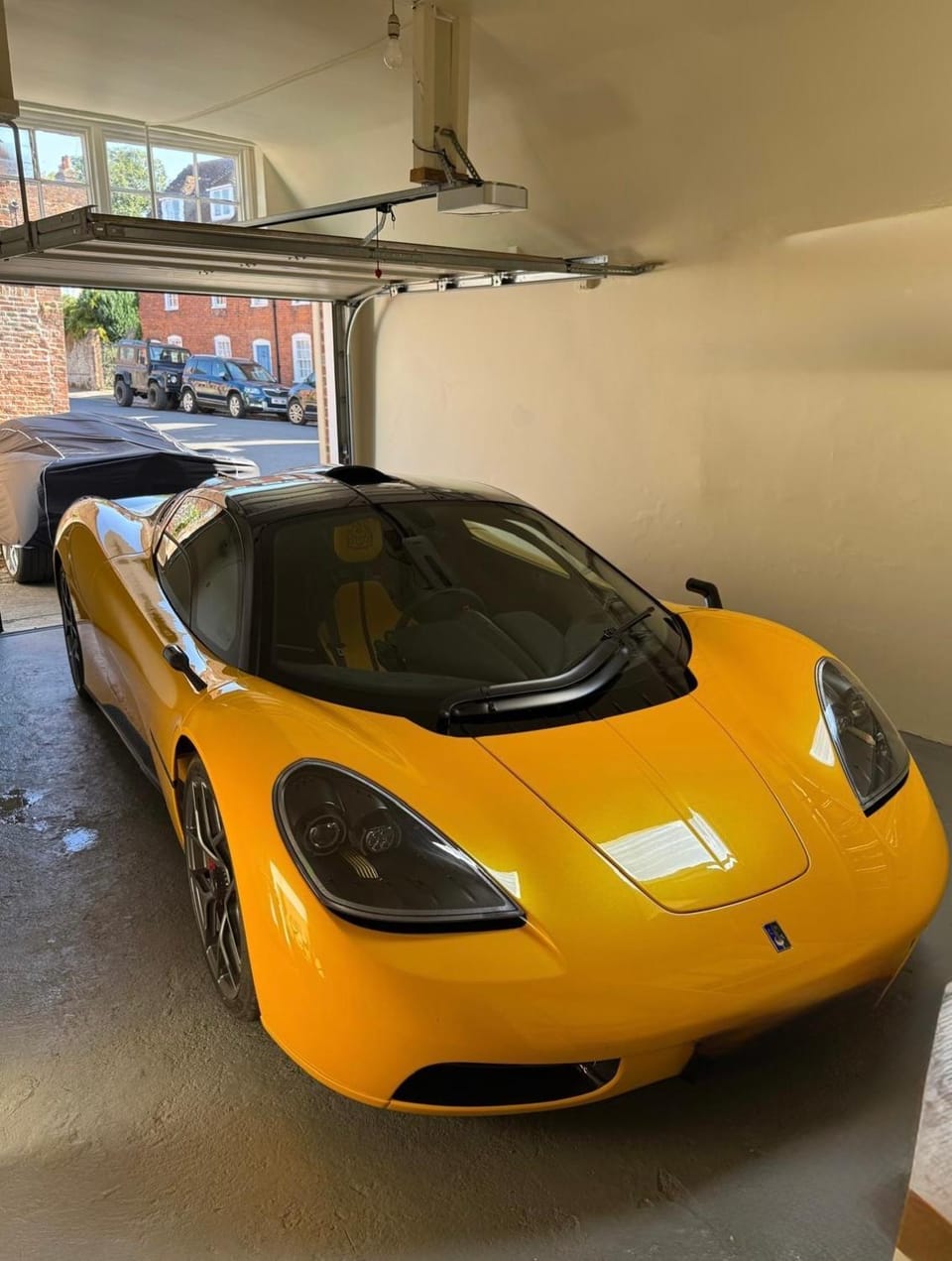 Luxury Home Goodwood Festival of Speed with parking for up to 8 Adults House in Chichester