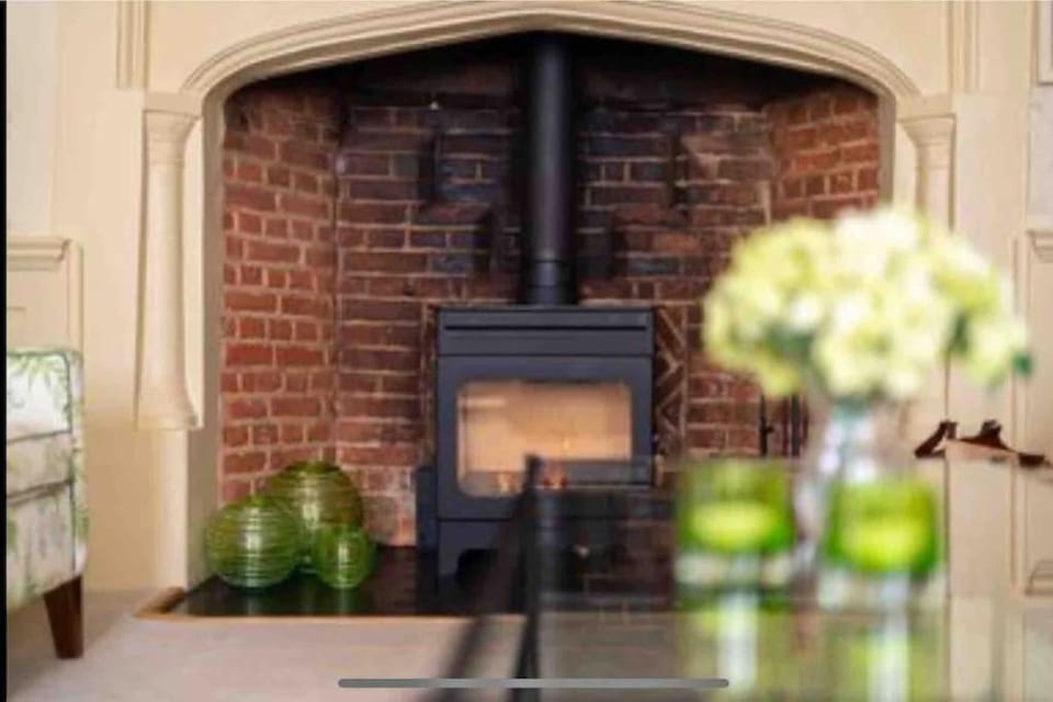 New availability for Goodwood Festival of Speed & Members Meeting House in Chichester