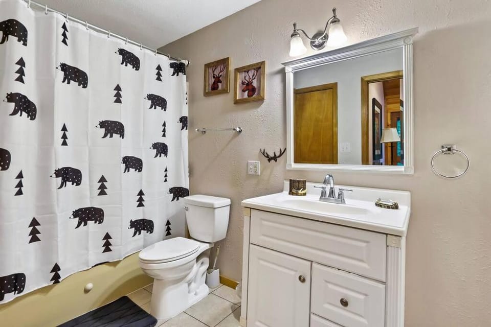 Bathroom, Bath