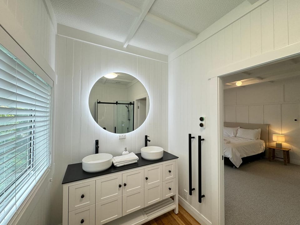 Bathroom, Bedroom