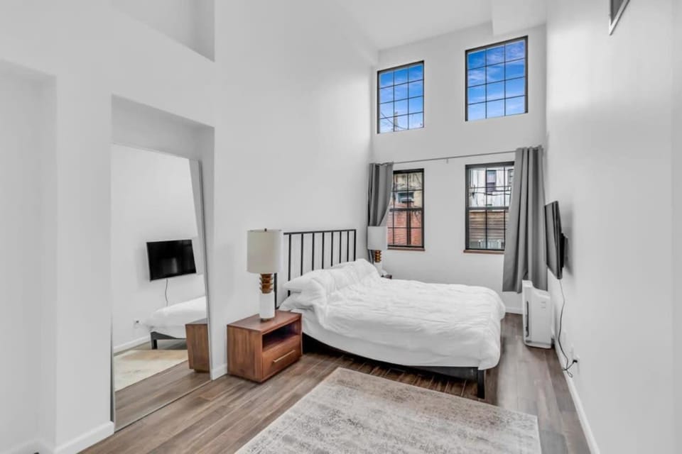 Stylish 2BR Loft - Carroll Gardens - Prime area Apartment in Carroll Gardens