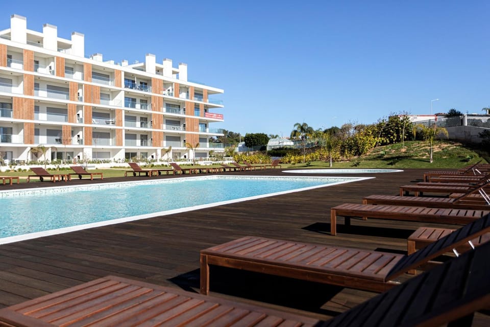 The Albufeira Concierge - Prime Sunset Design Apartment in Albufeira