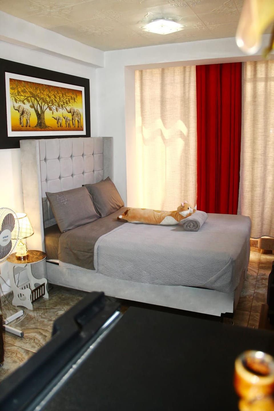 Bedroom, Sunrise