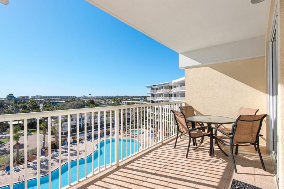 Destin West Gulfside 506 - Amazing Beach and Pool Views! House in Okaloosa Island