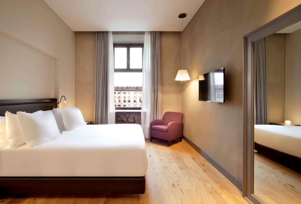 Photo of the whole room, Bedroom, On site