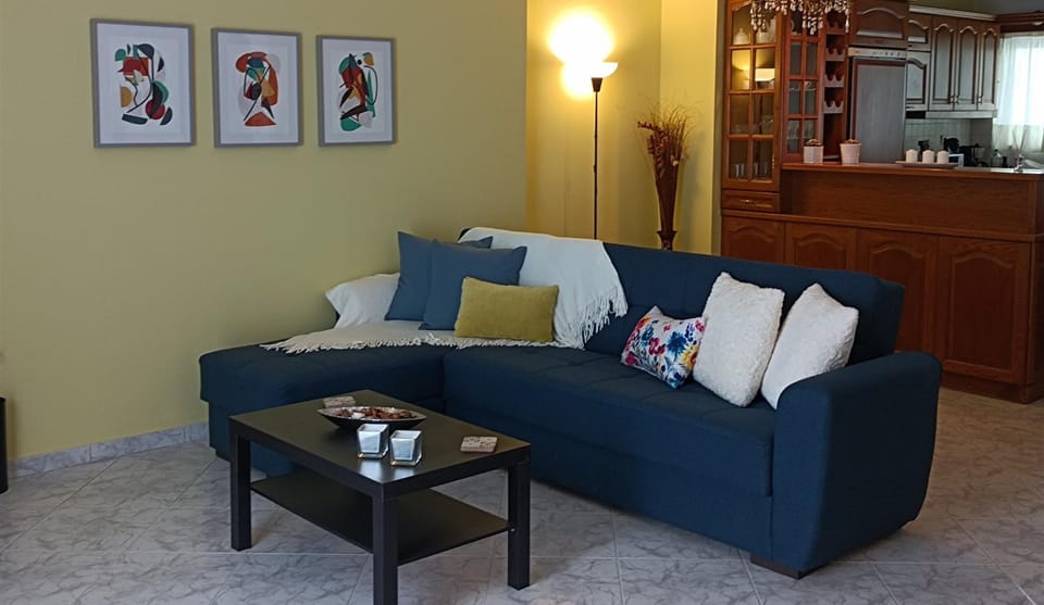 Kelly's penthouse Apartment in Peloponnese, Western Greece and the Ionian