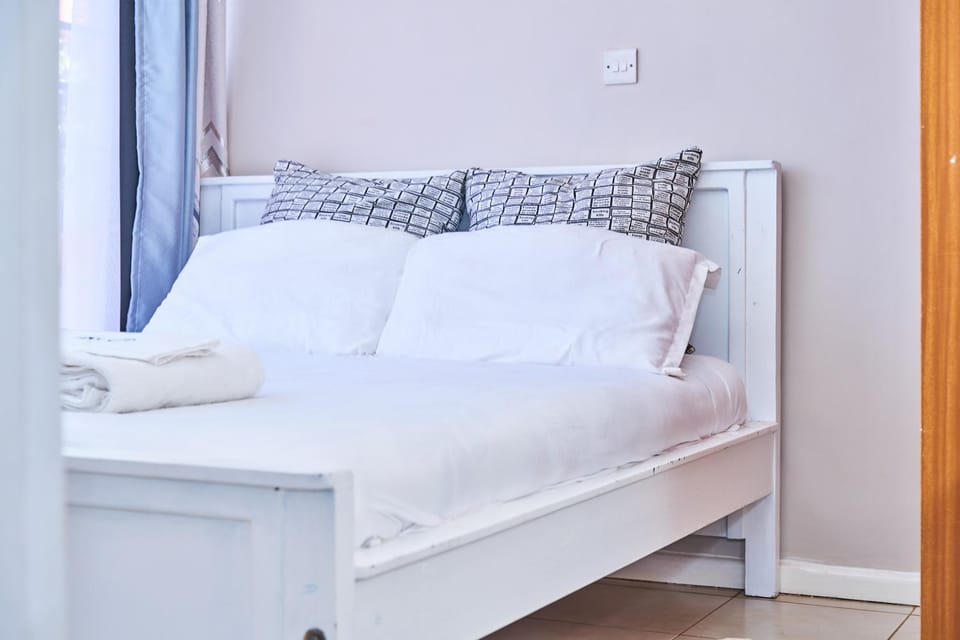 Bed, Bedroom, wardrobe