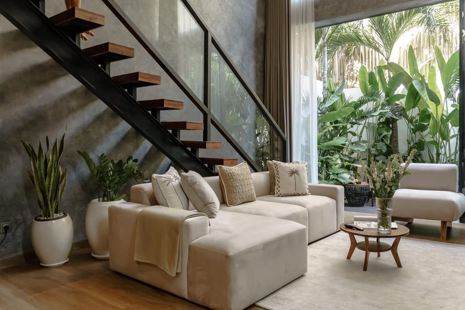 Garden, View (from property/room), Balcony/Terrace, Living room, Seating area, Garden view