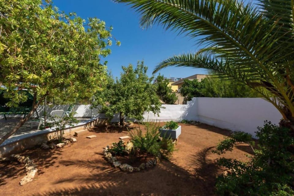Cielo e Terra by Salum House in Apulia